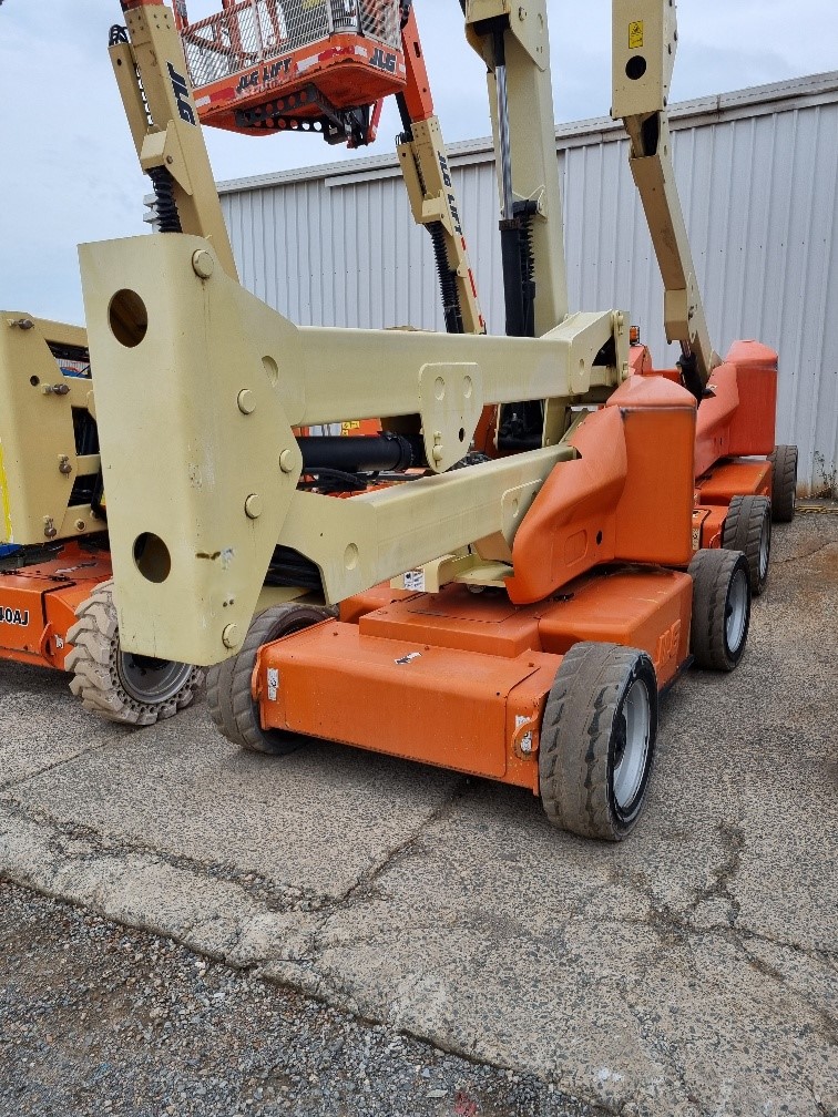 Sold - Scissor Lift